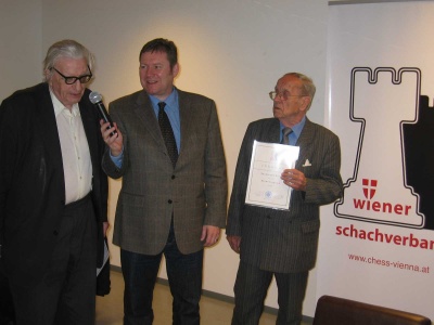 img_7000_400 img_7000_400